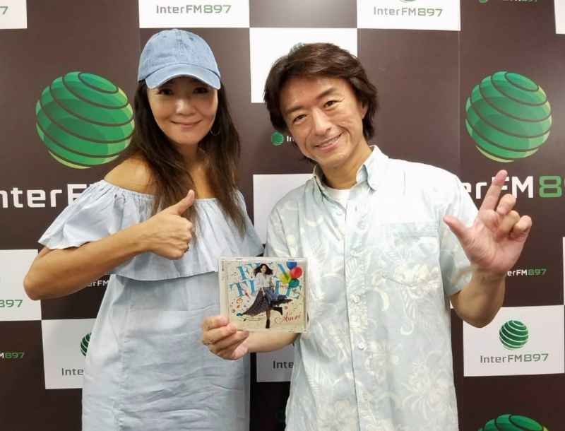 杏里さん